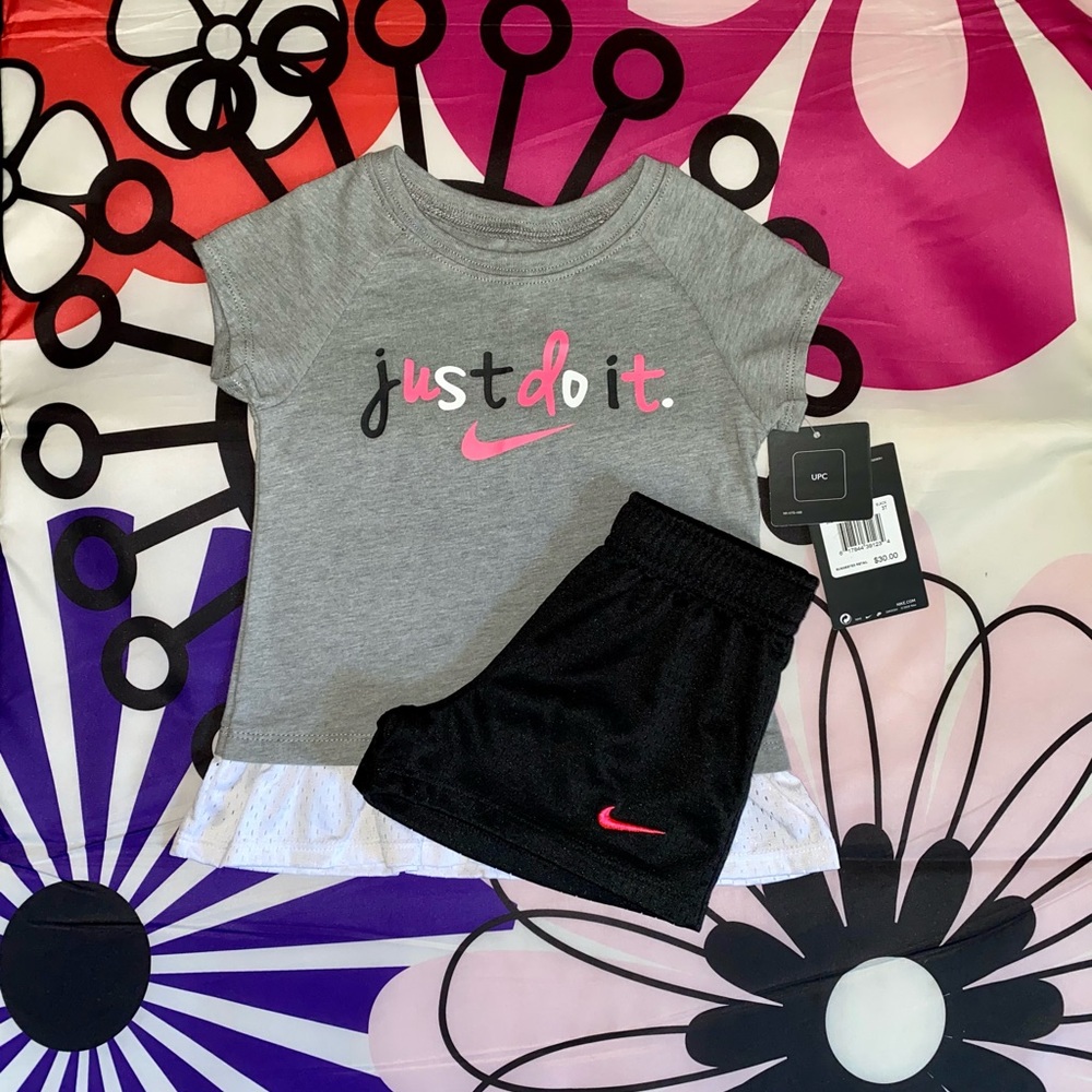 NWT 3t Girls Nike 2pc Set
